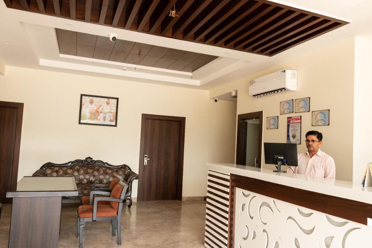 Hotel Sourav Park Inn Agra Agra  Exterior foto